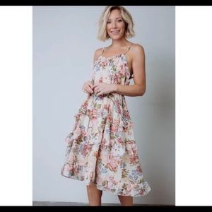 NWT Hayden Baltic Born Iris MIDI Dress Floral Medium